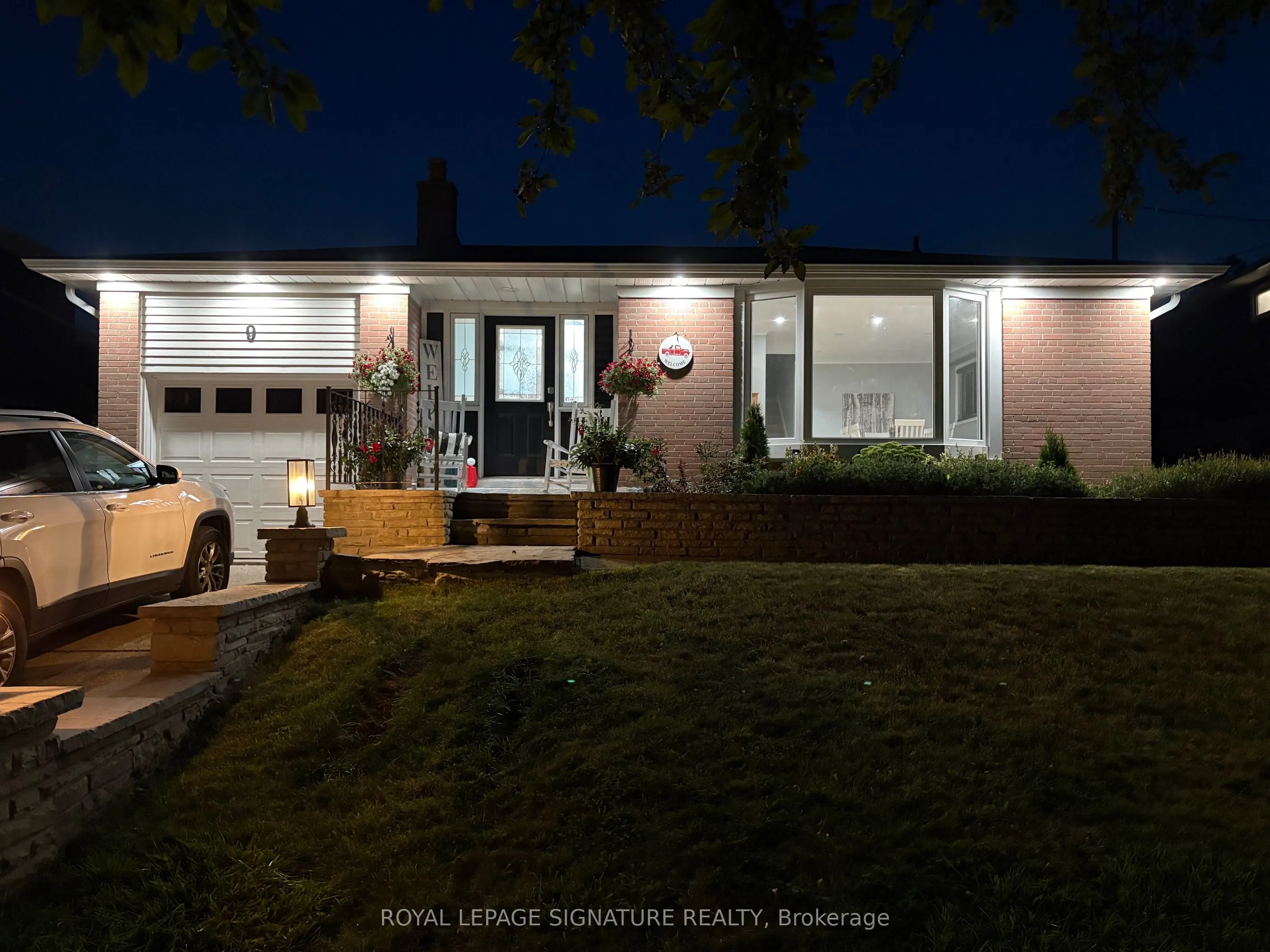 9 Faludon Drive