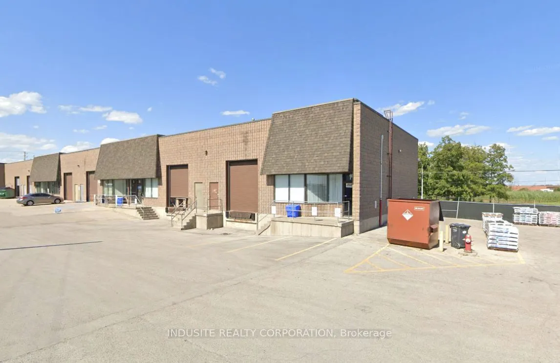 2624 Royal Windsor Drive, #7