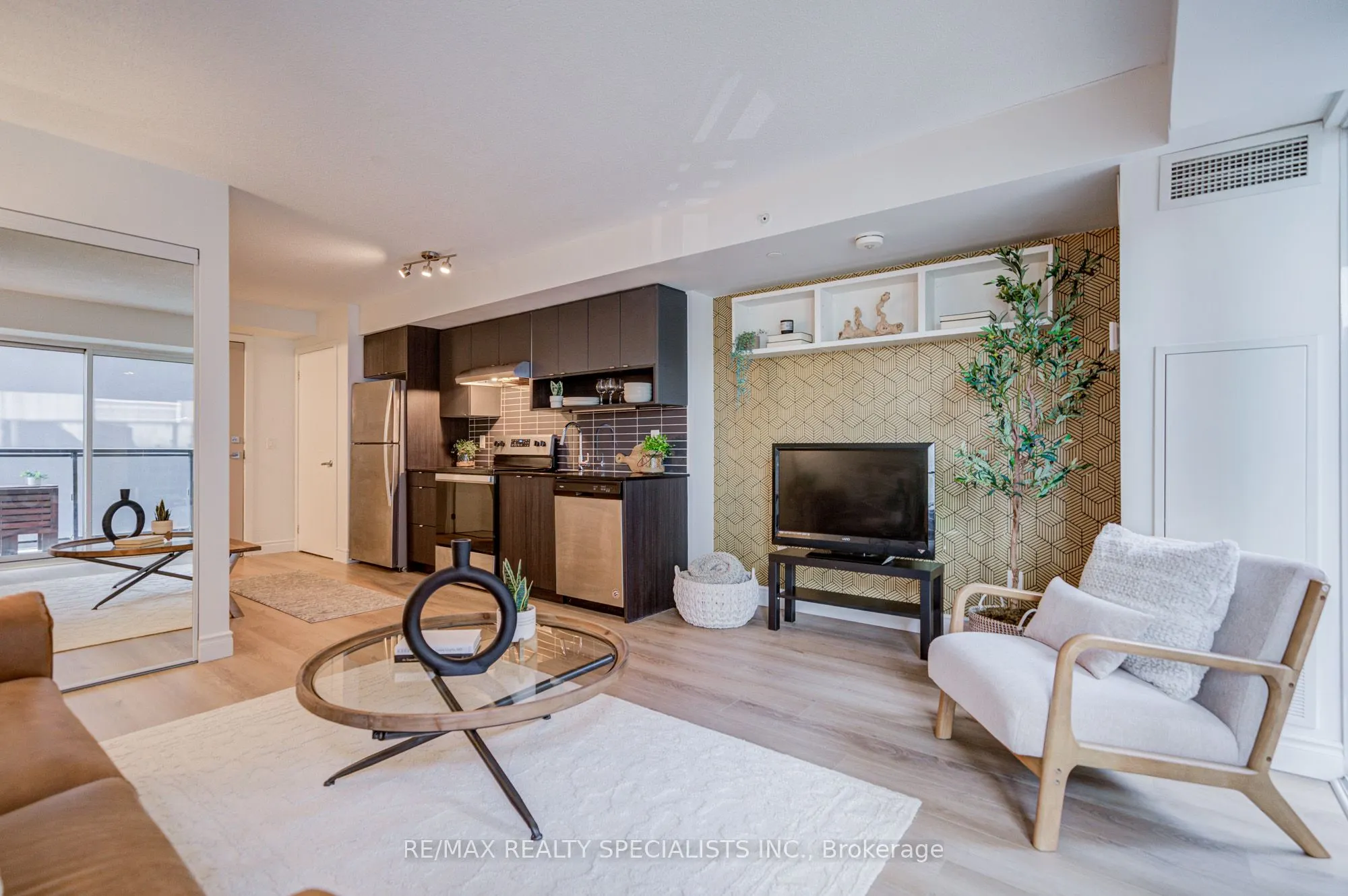 1119 Cooke Boulevard, #B322