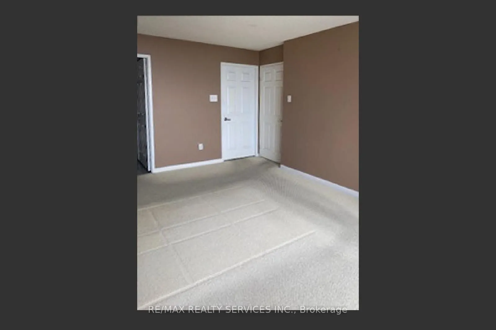 12 Laurelcrest Street, #611