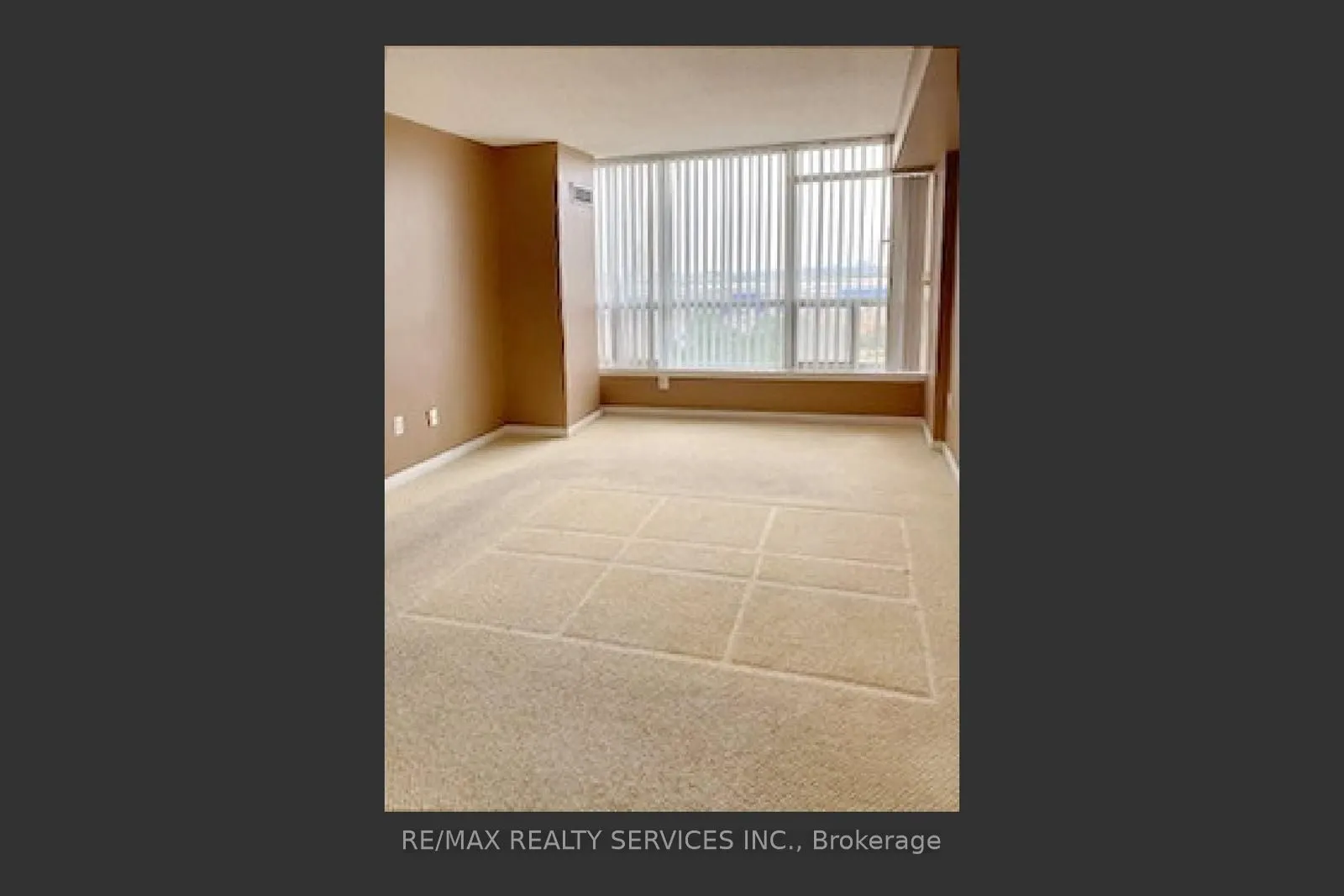 12 Laurelcrest Street, #611
