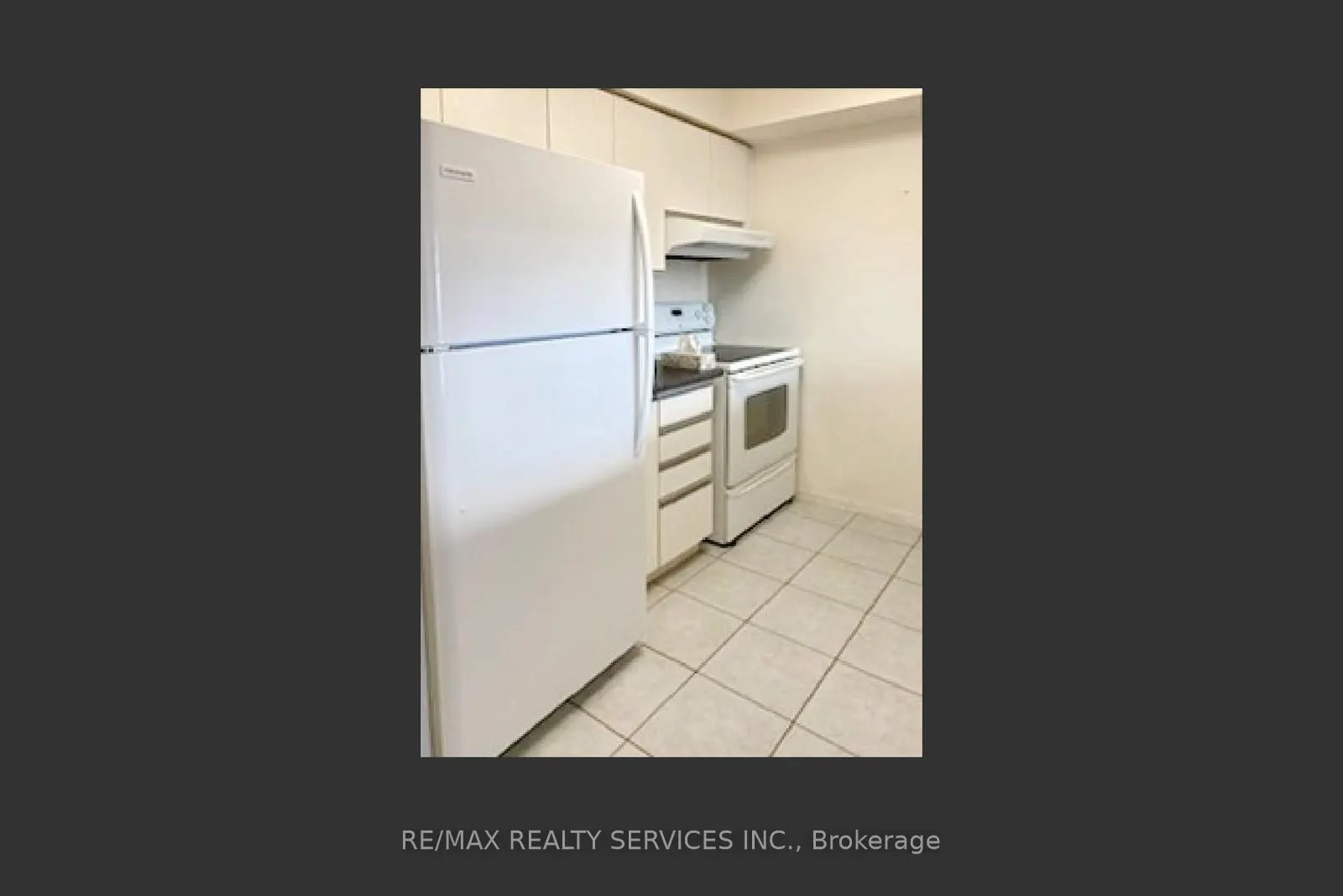 12 Laurelcrest Street, #611