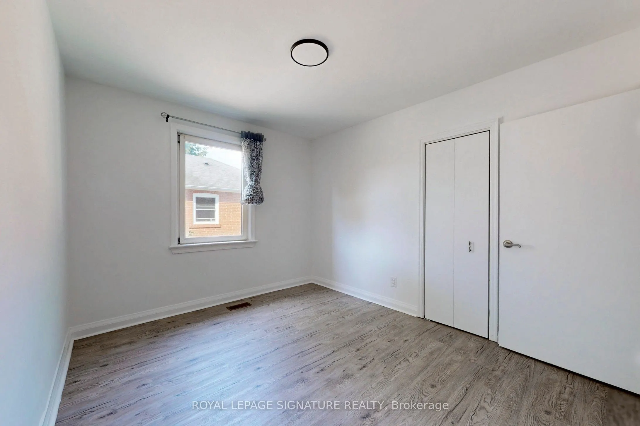 559 Drymen Crescent, #1