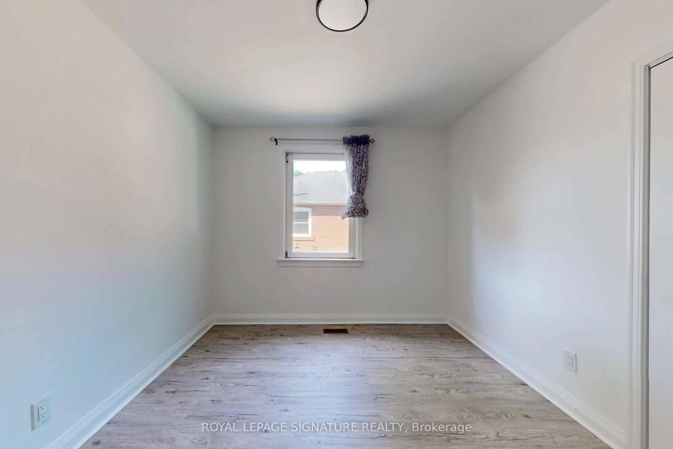 559 Drymen Crescent, #1