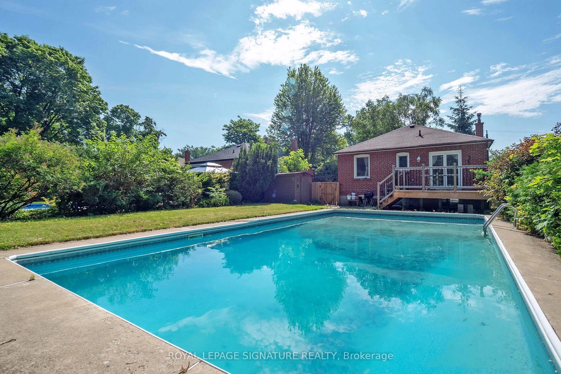 559 Drymen Crescent, #1