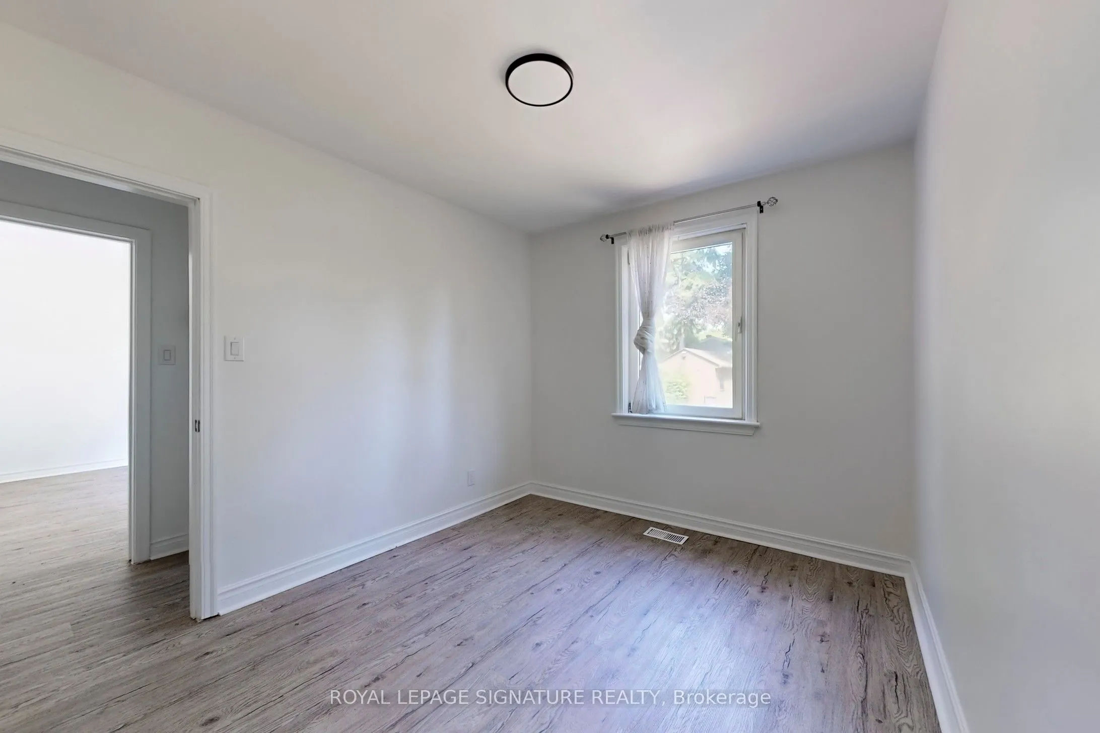 559 Drymen Crescent, #1