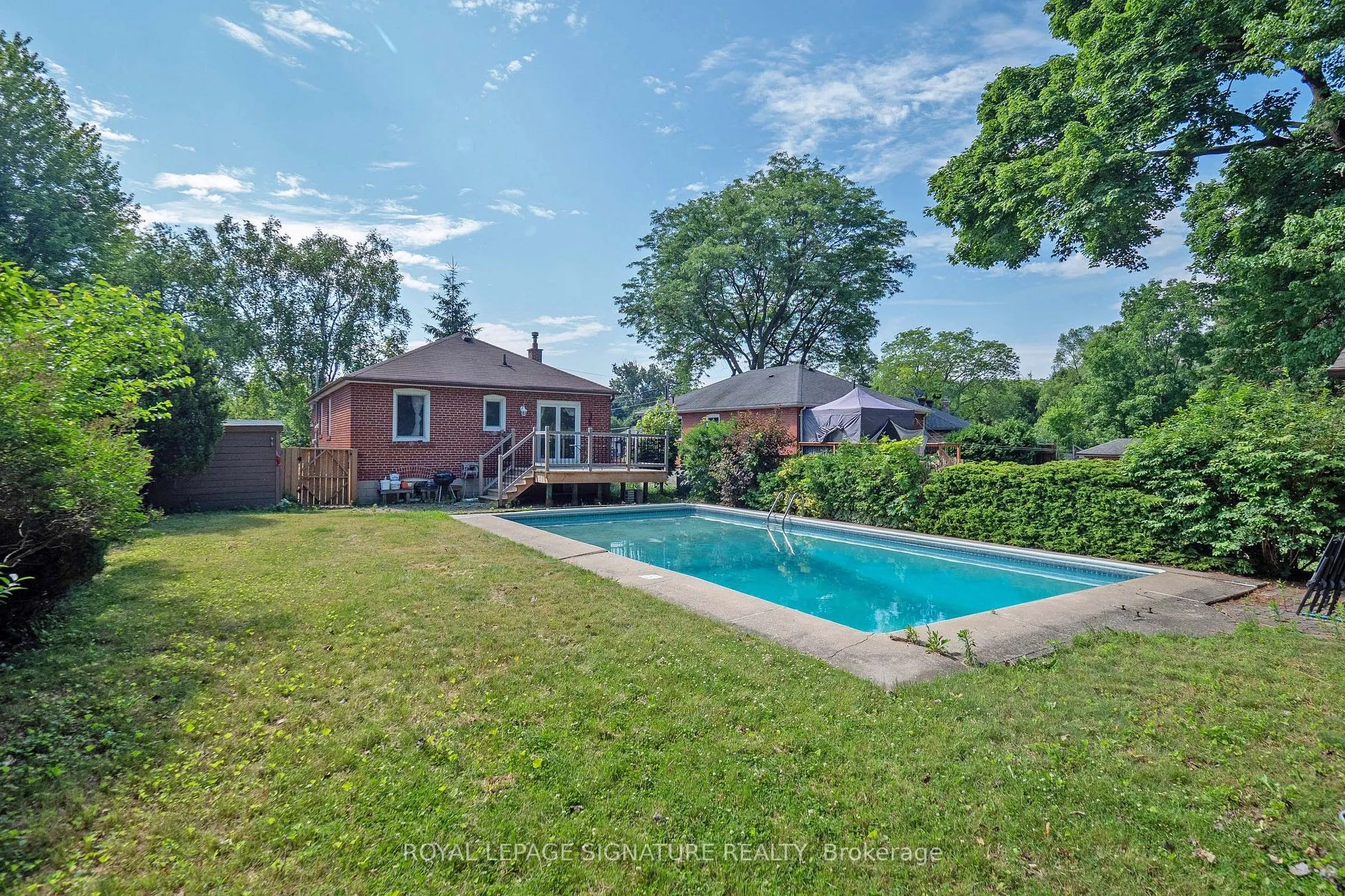 559 Drymen Crescent, #1