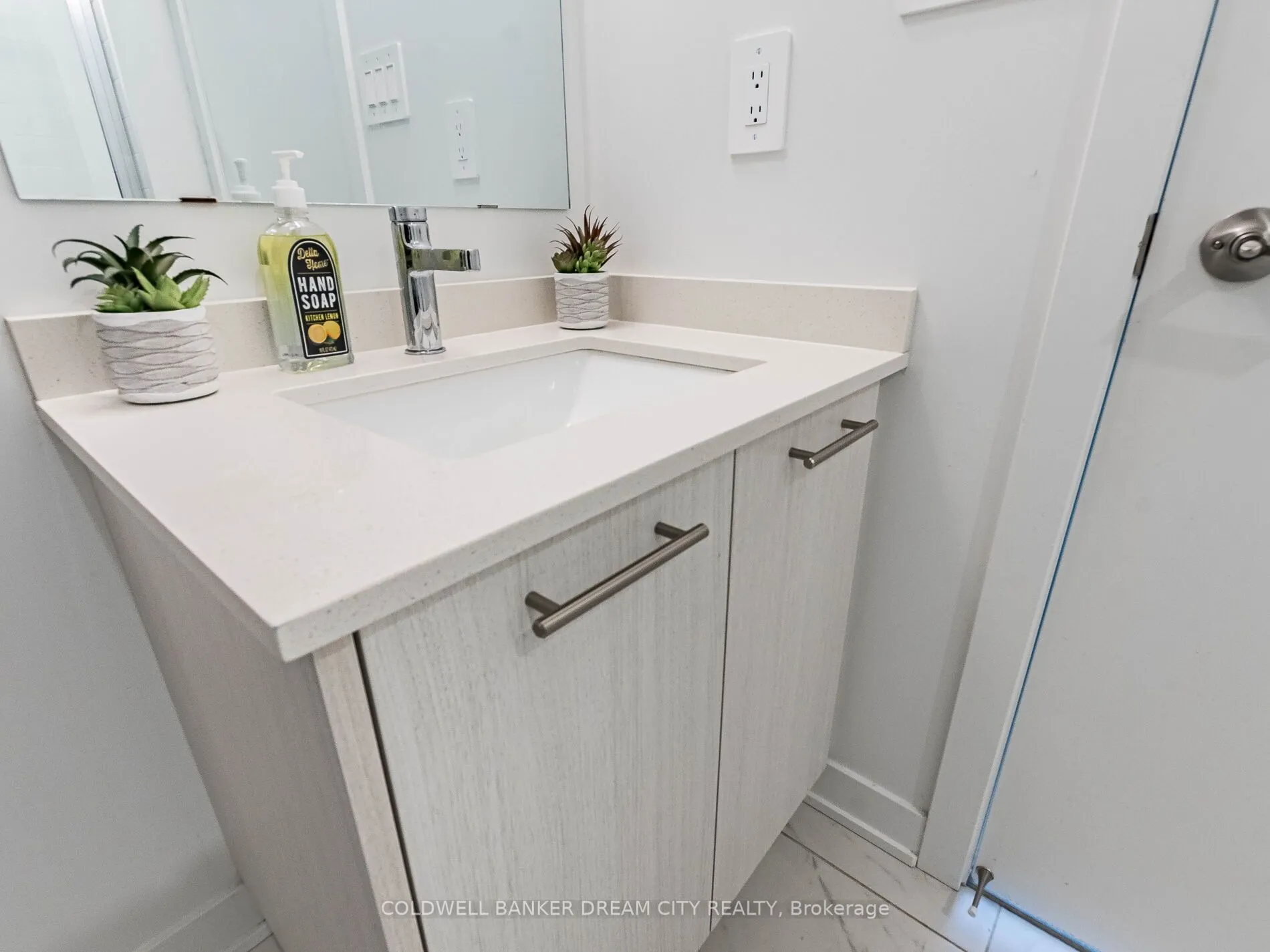 1440 Clarriage Court, #510