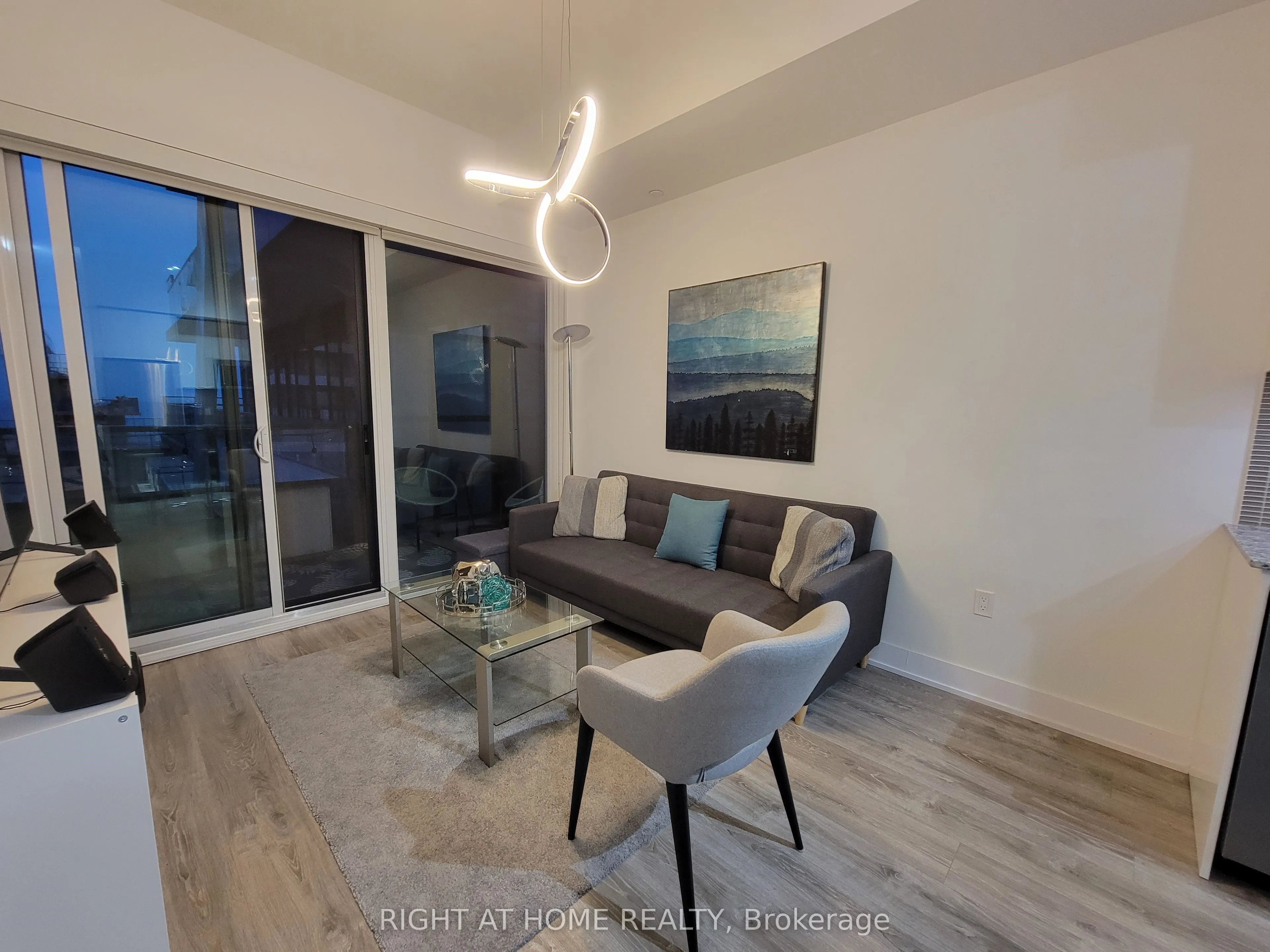 30 Shore Breeze Drive, #917