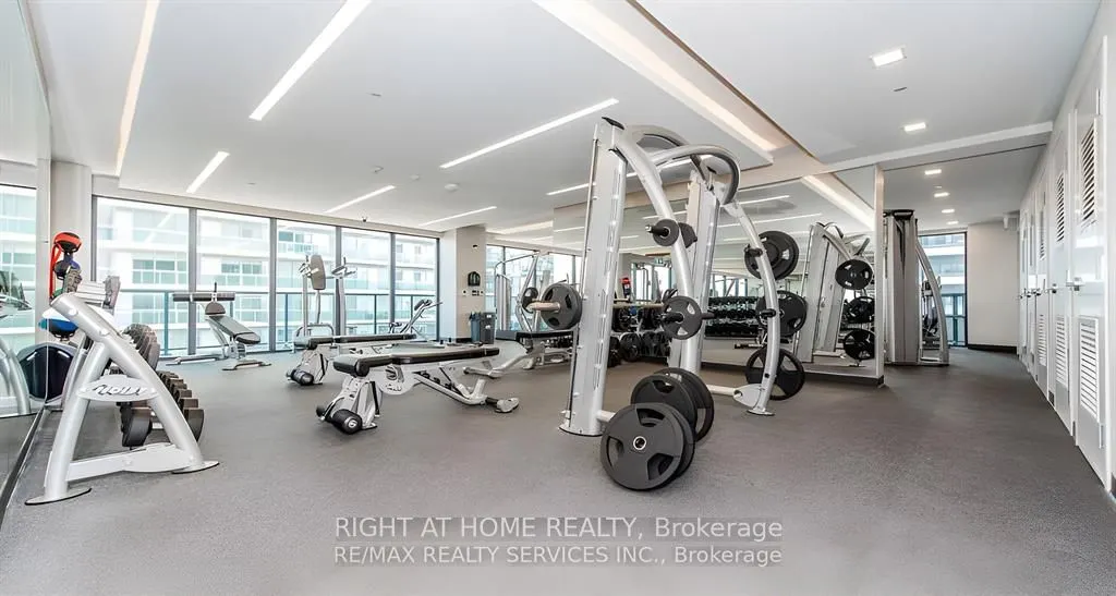30 Shore Breeze Drive, #917