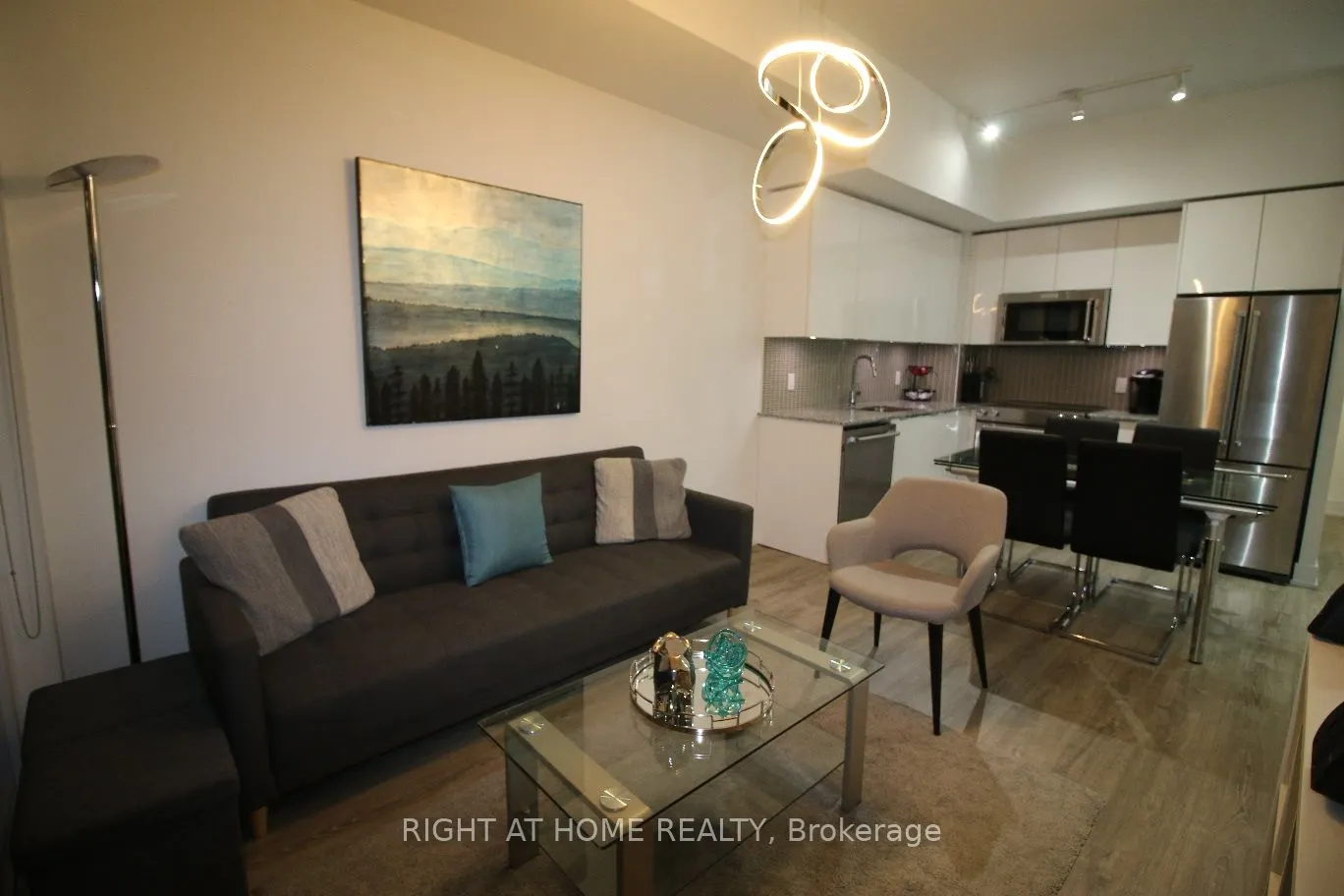 30 Shore Breeze Drive, #917