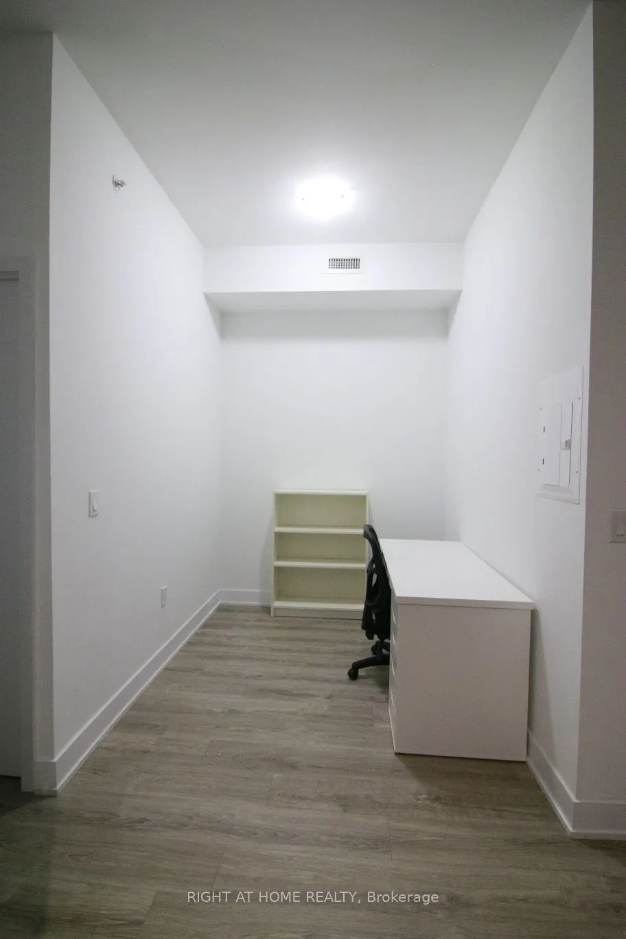 30 Shore Breeze Drive, #917