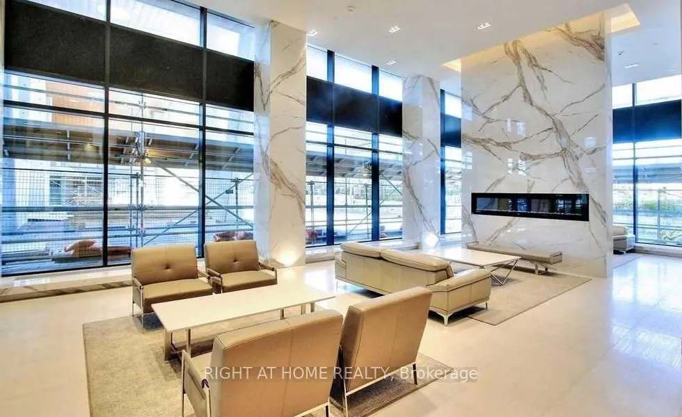 30 Shore Breeze Drive, #917