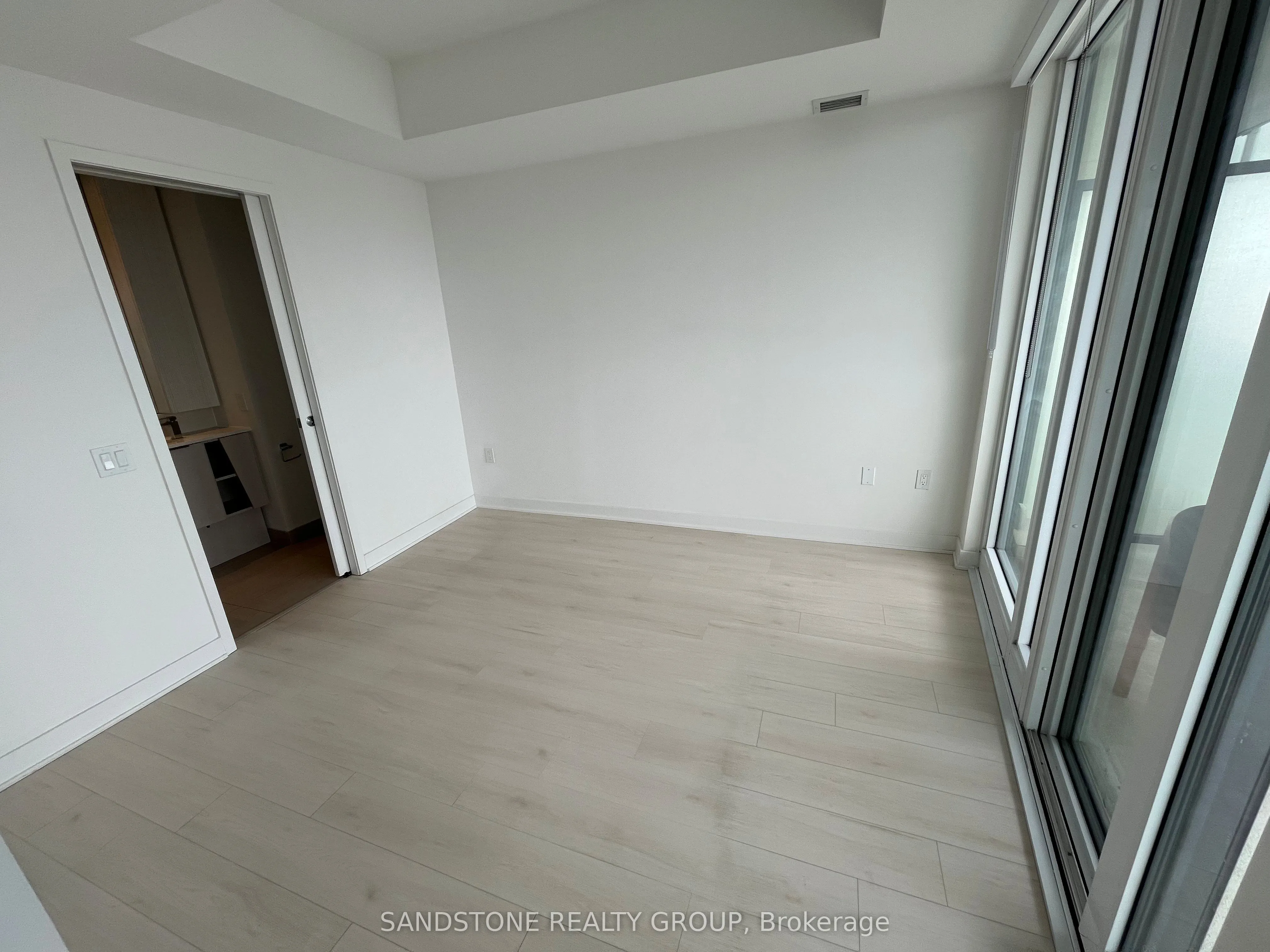 3900 Confederation Parkway, #3403