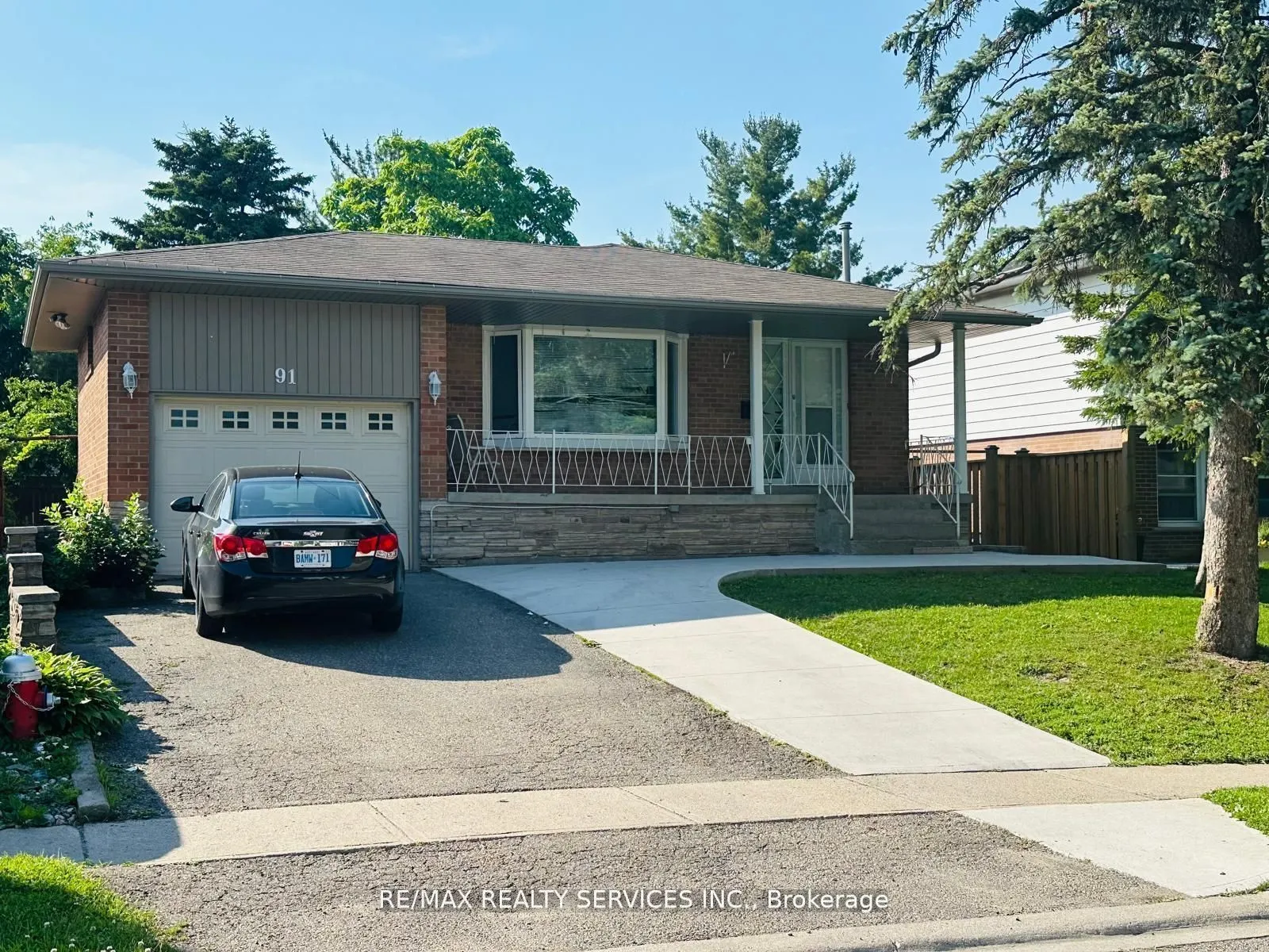 91 Ambleside Drive