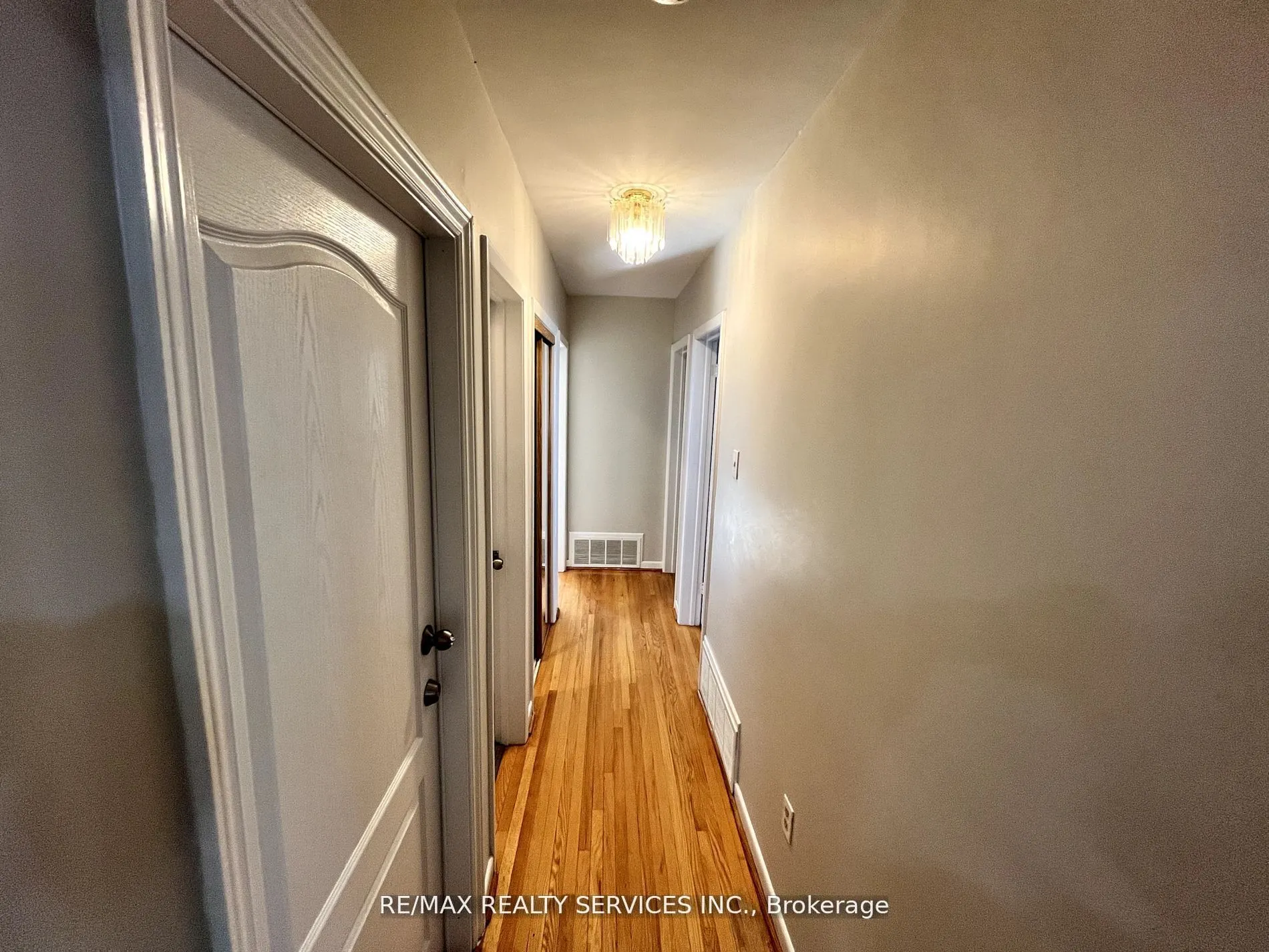 91 Ambleside Drive