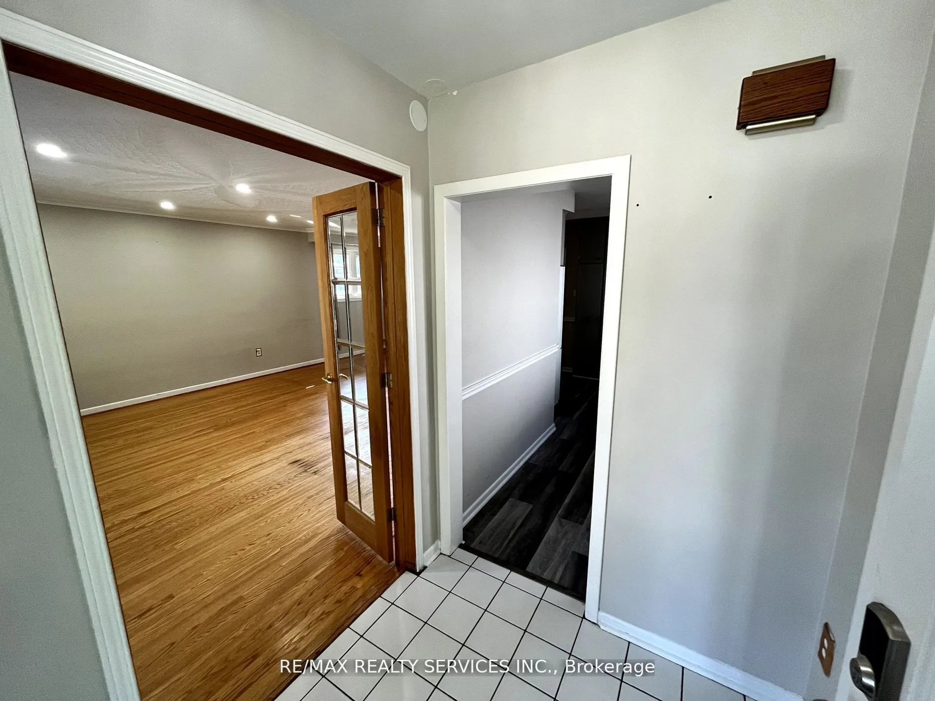 91 Ambleside Drive
