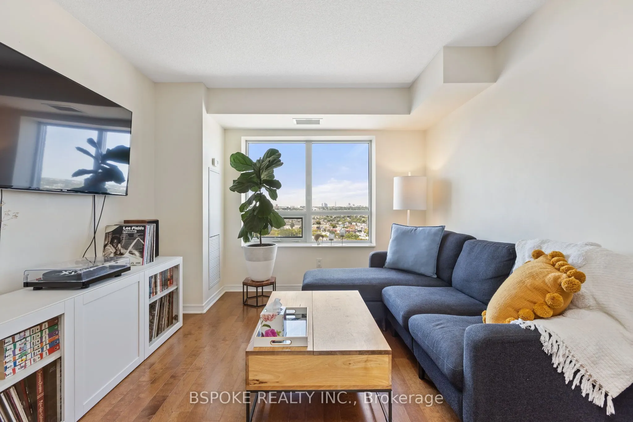 60 Heintzman Street, #2303