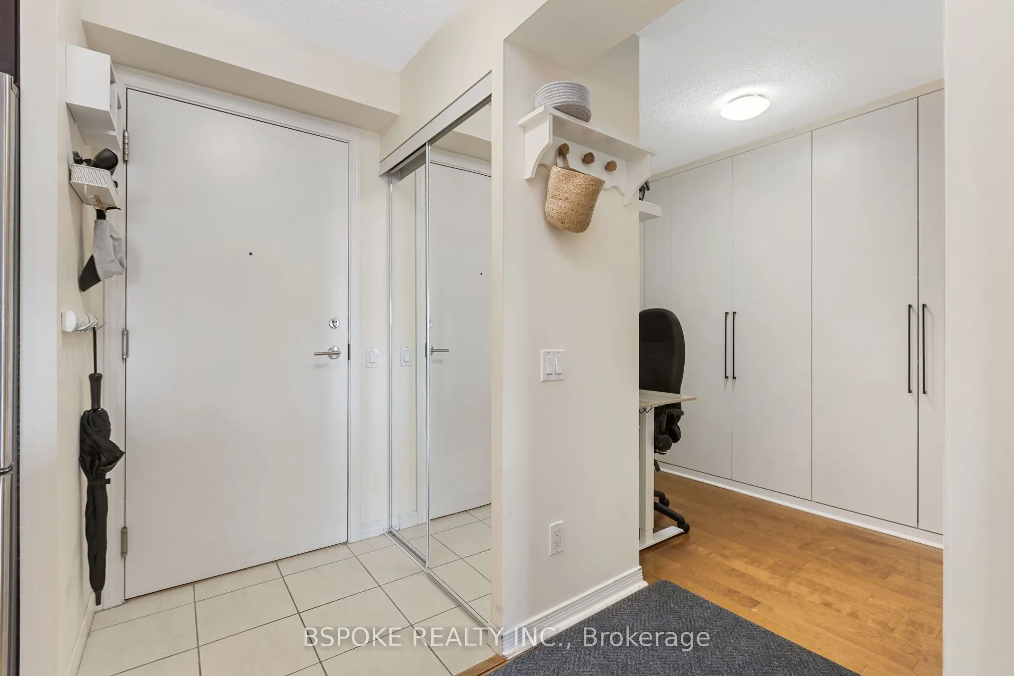 60 Heintzman Street, #2303
