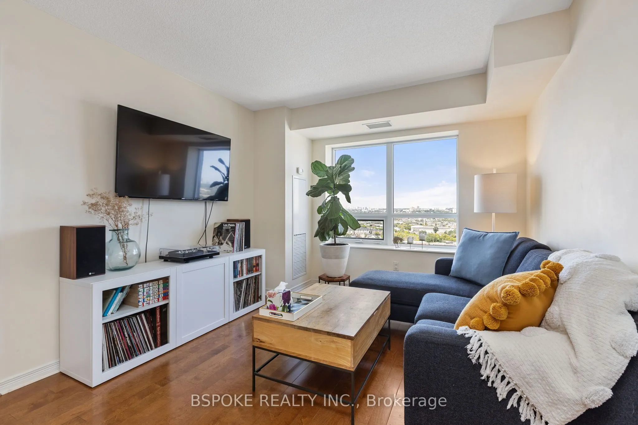 60 Heintzman Street, #2303