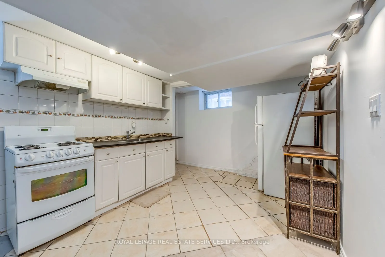 1516 Davenport Road, #G1