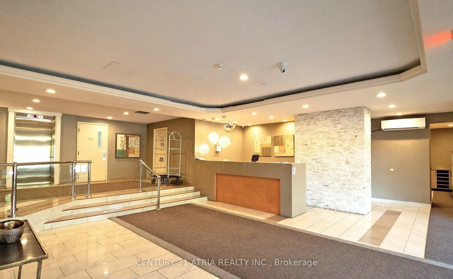 61 Markbrook Lane, #201