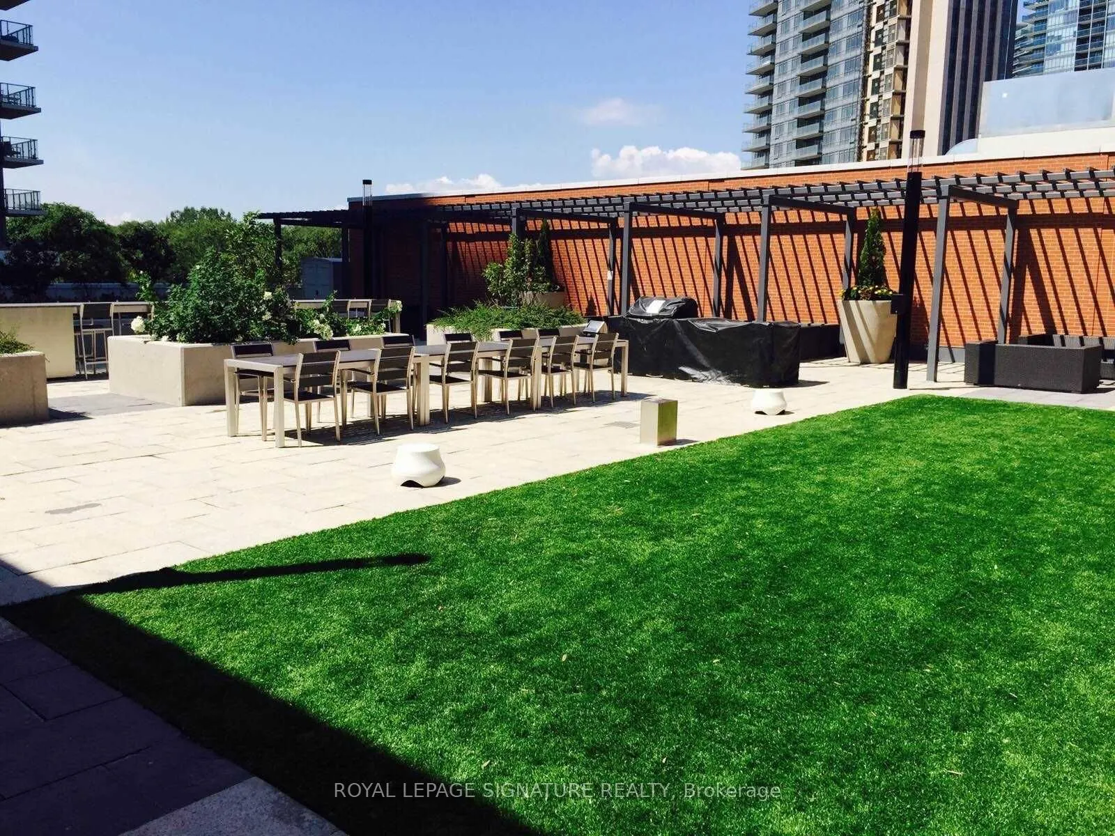 2212 Lakeshore Boulevard W, #2709
