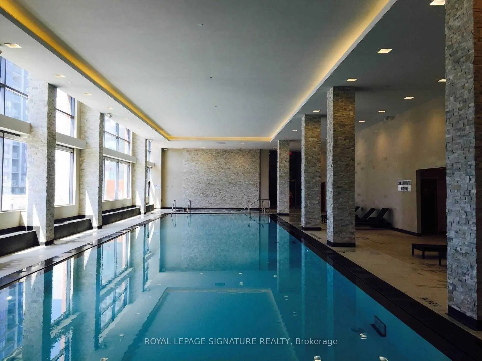 2212 Lakeshore Boulevard W, #2709