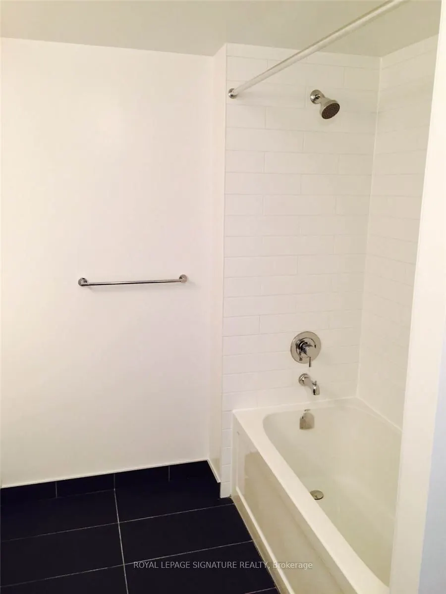 2212 Lakeshore Boulevard W, #2709