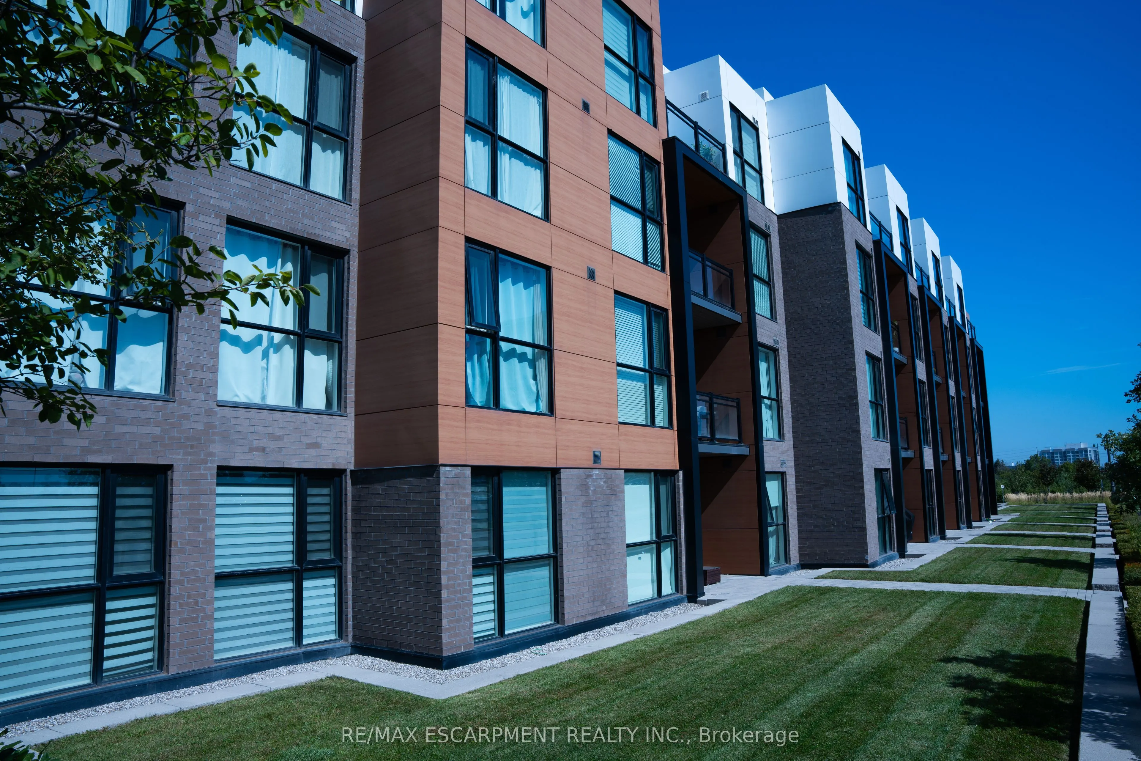 210 Sabina Drive, #103