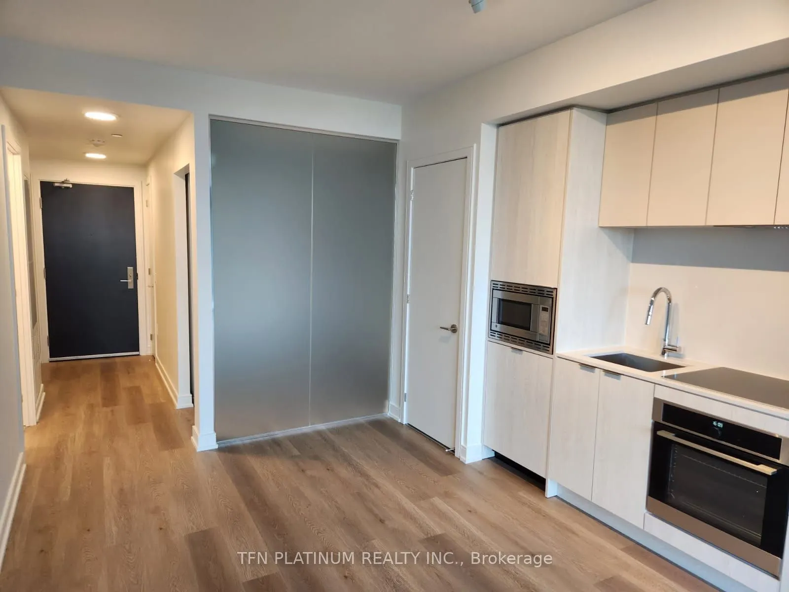 3009 Novar Road, #328