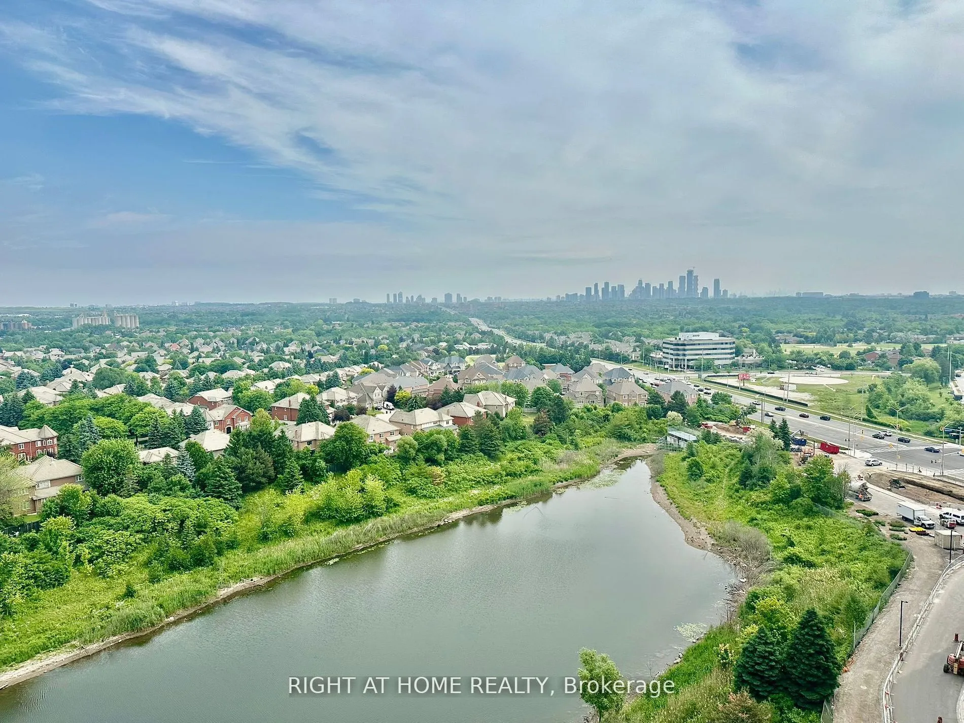 2495 Eglinton Avenue W, #09