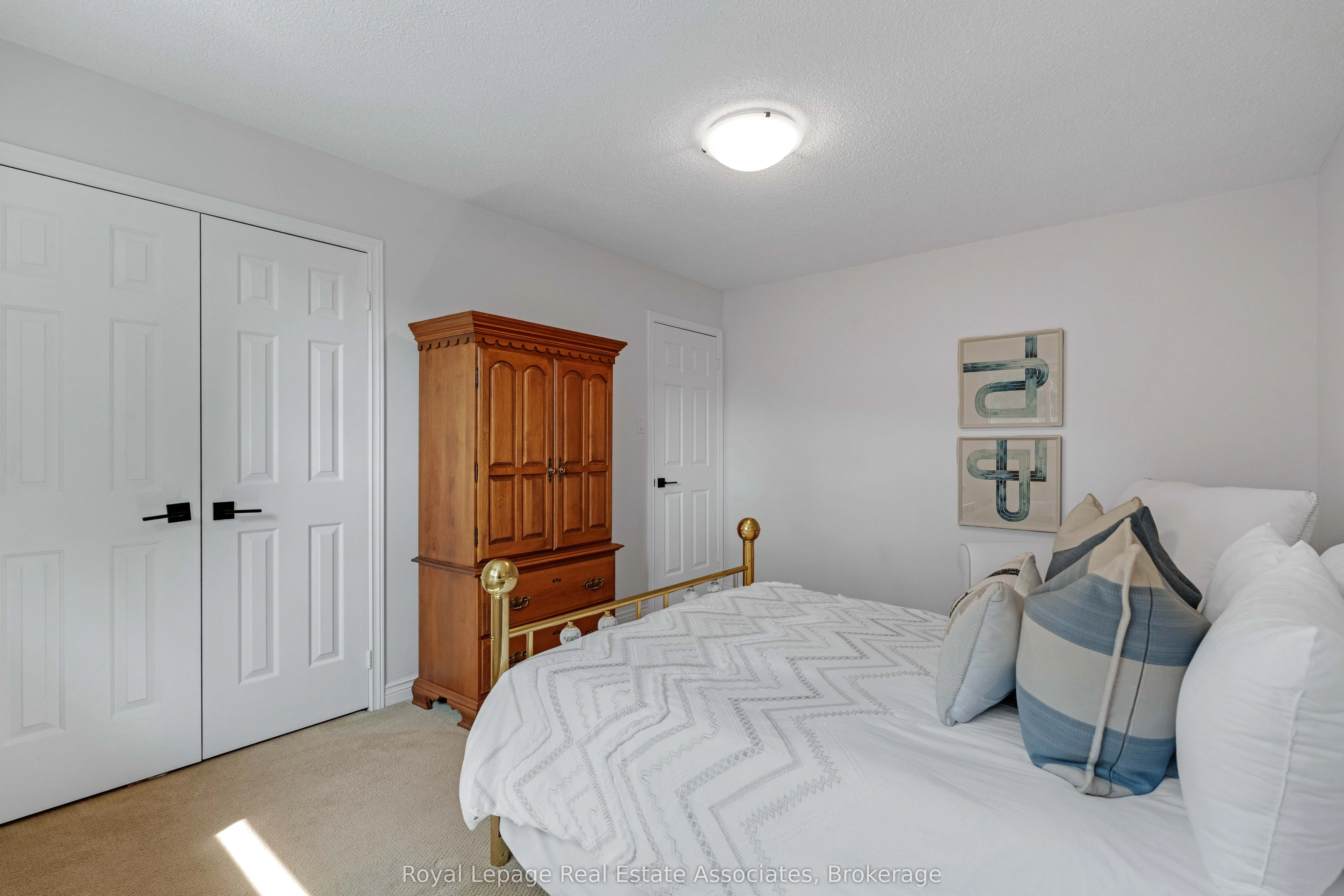1202 Monks Passage