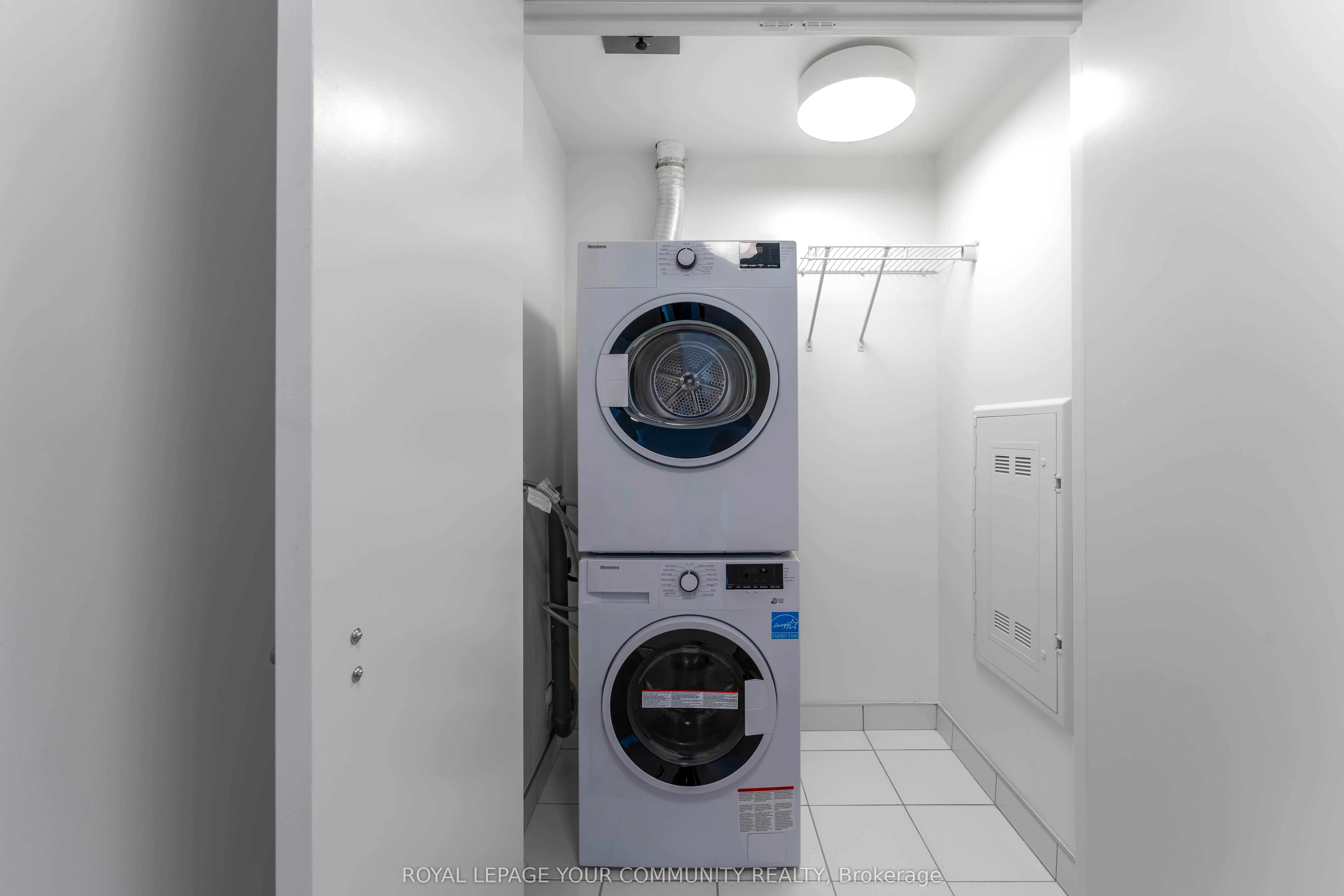 2485 Eglinton Avenue, #1412