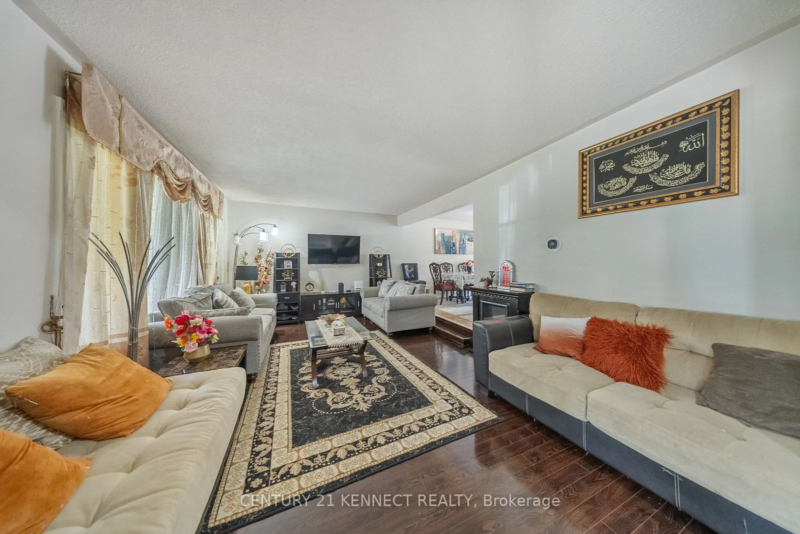 55 Braemar Drive