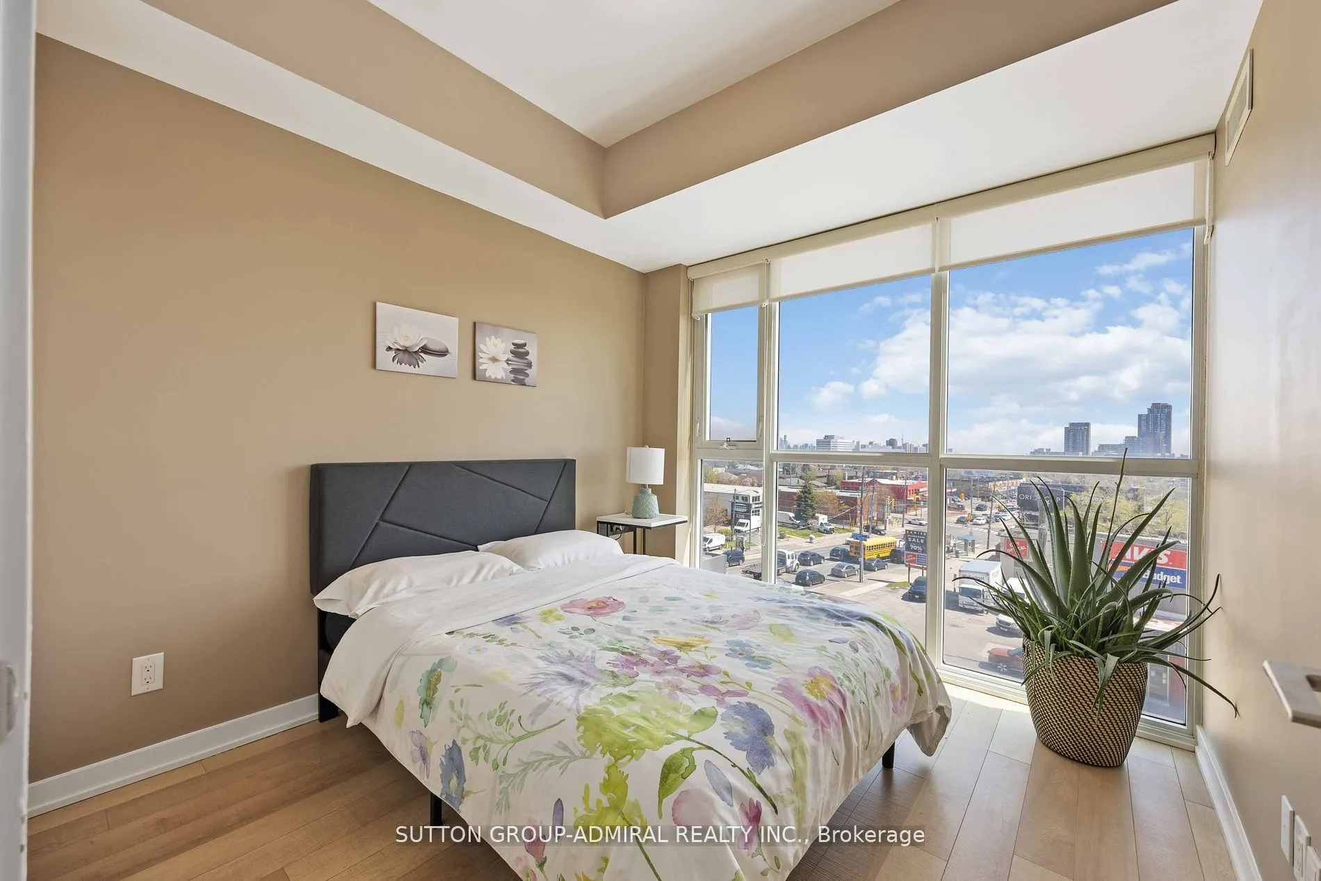 16 MCADAM Avenue, #509