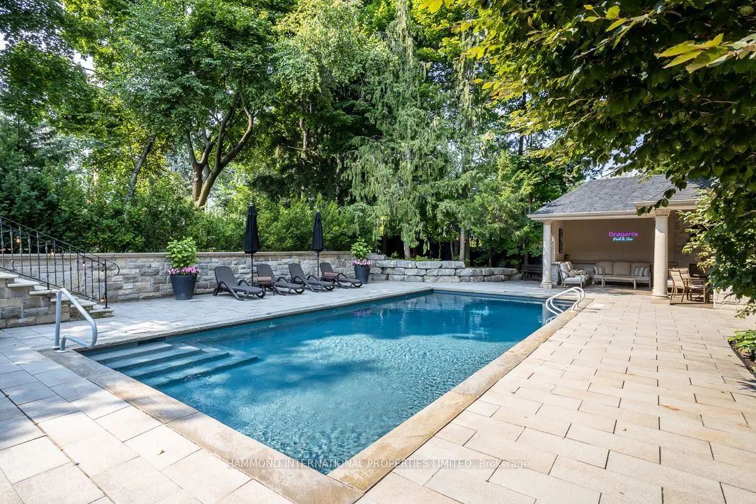 1 Ridgecross Road