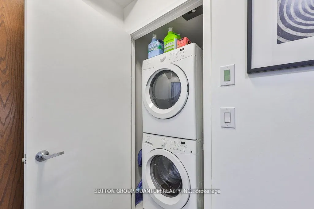 360 Square One Drive, #807