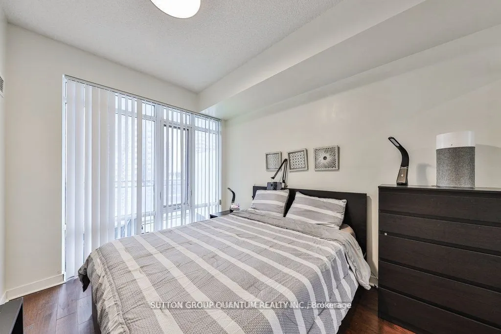 360 Square One Drive, #807