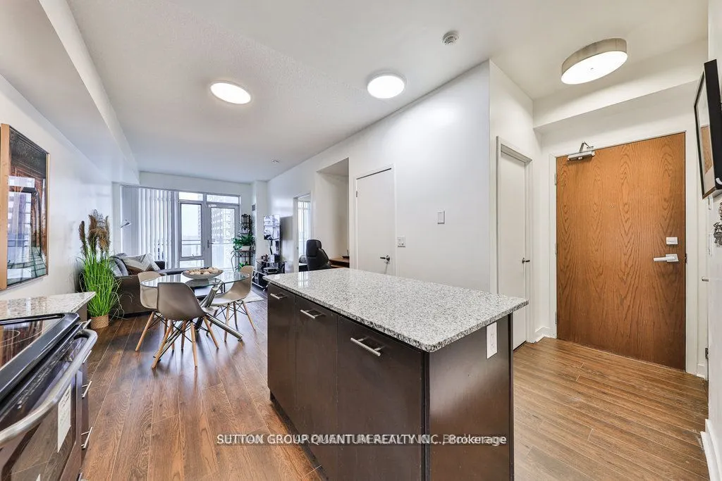 360 Square One Drive, #807