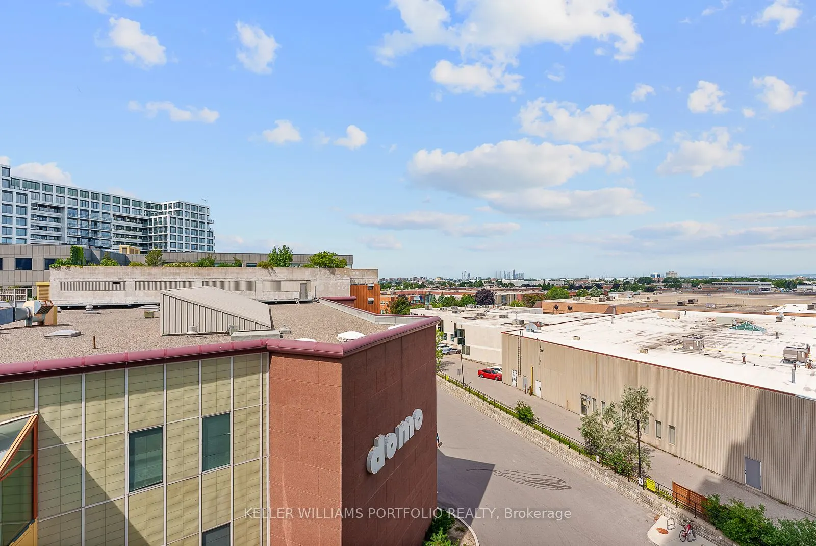 10 De Boers Drive, #602