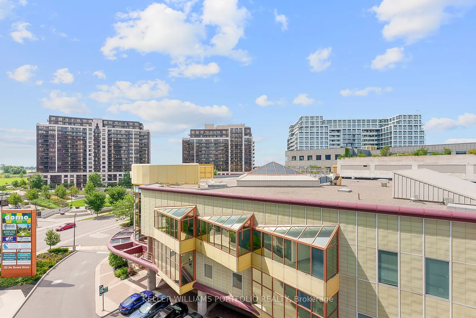 10 De Boers Drive, #602