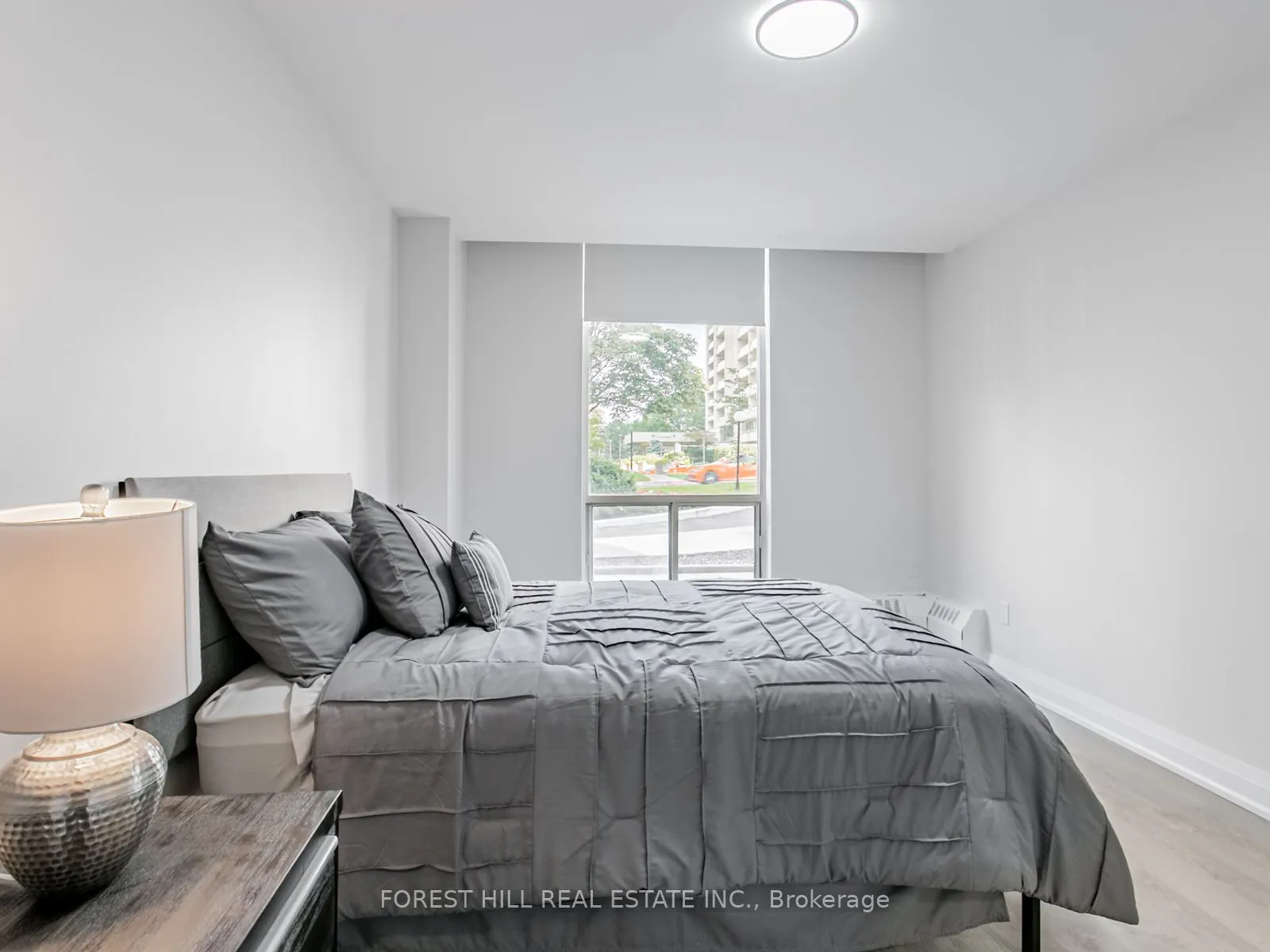 377 Ridelle Avenue, #117