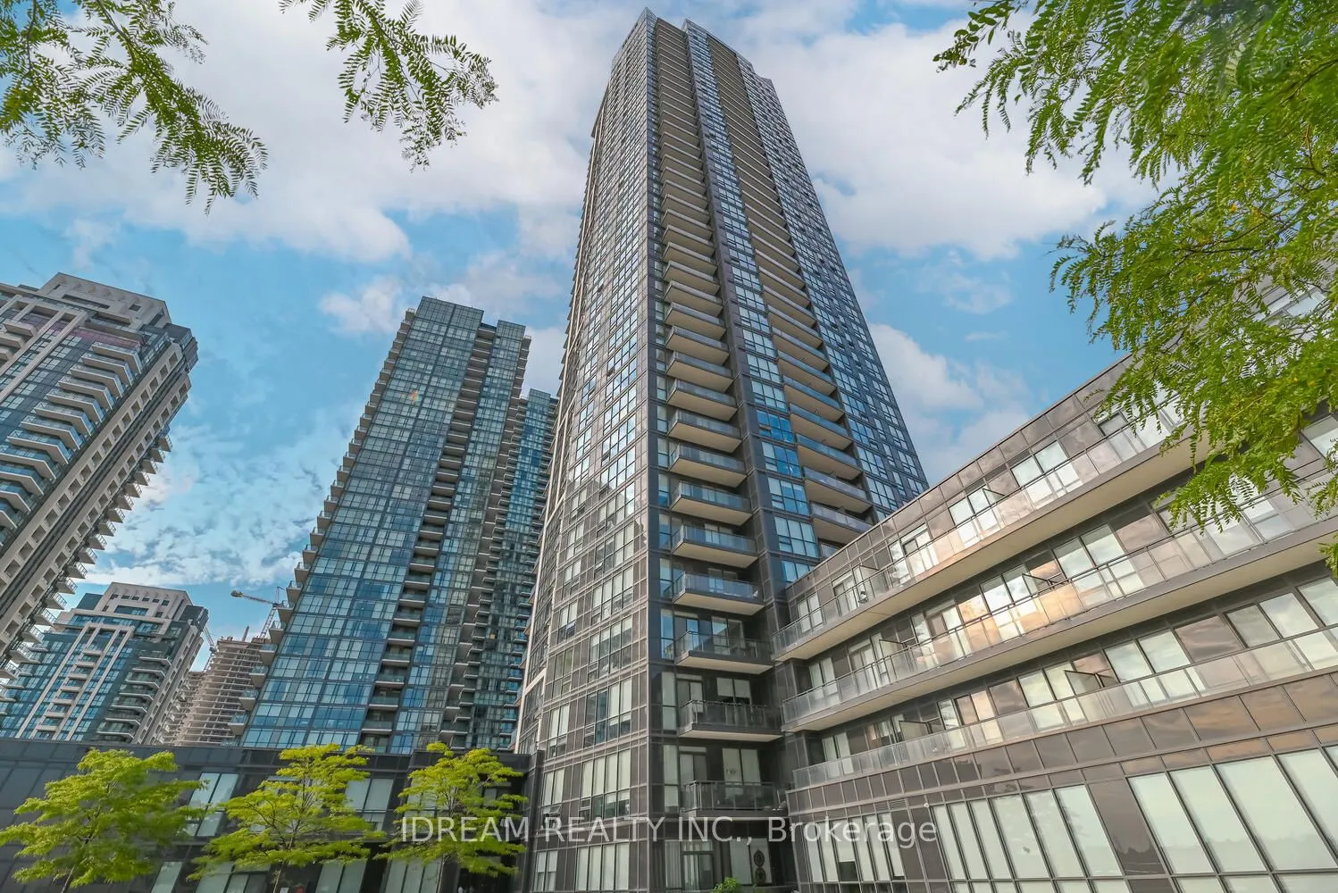 510 Curran Place, #3906