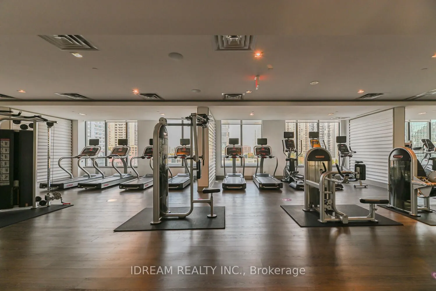 510 Curran Place, #3906