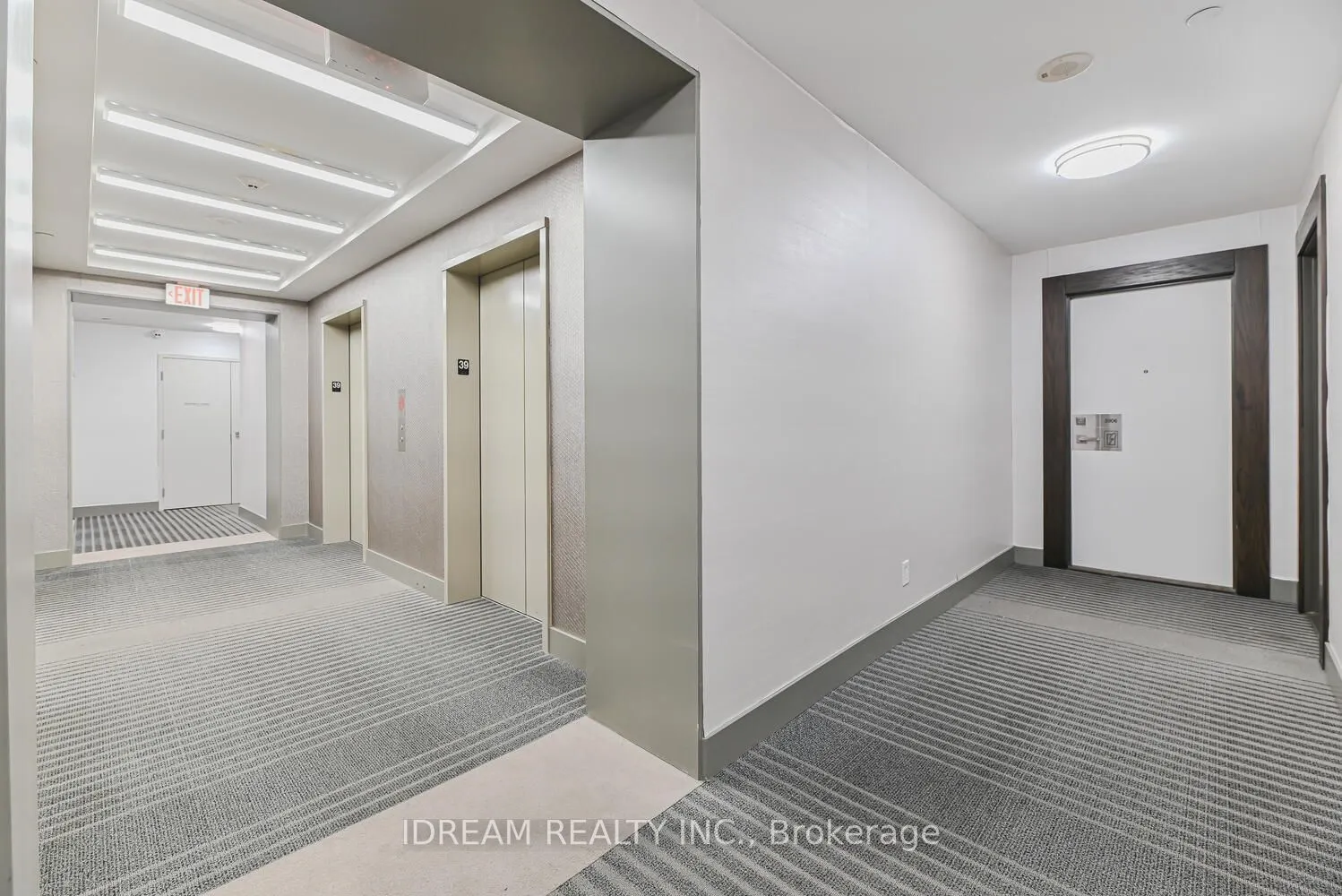 510 Curran Place, #3906