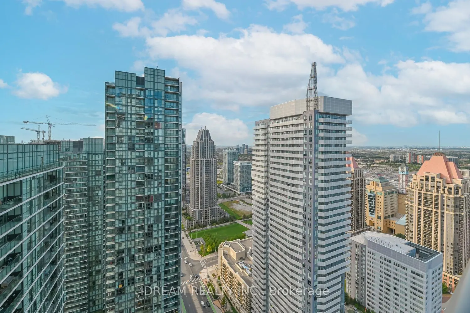 510 Curran Place, #3906