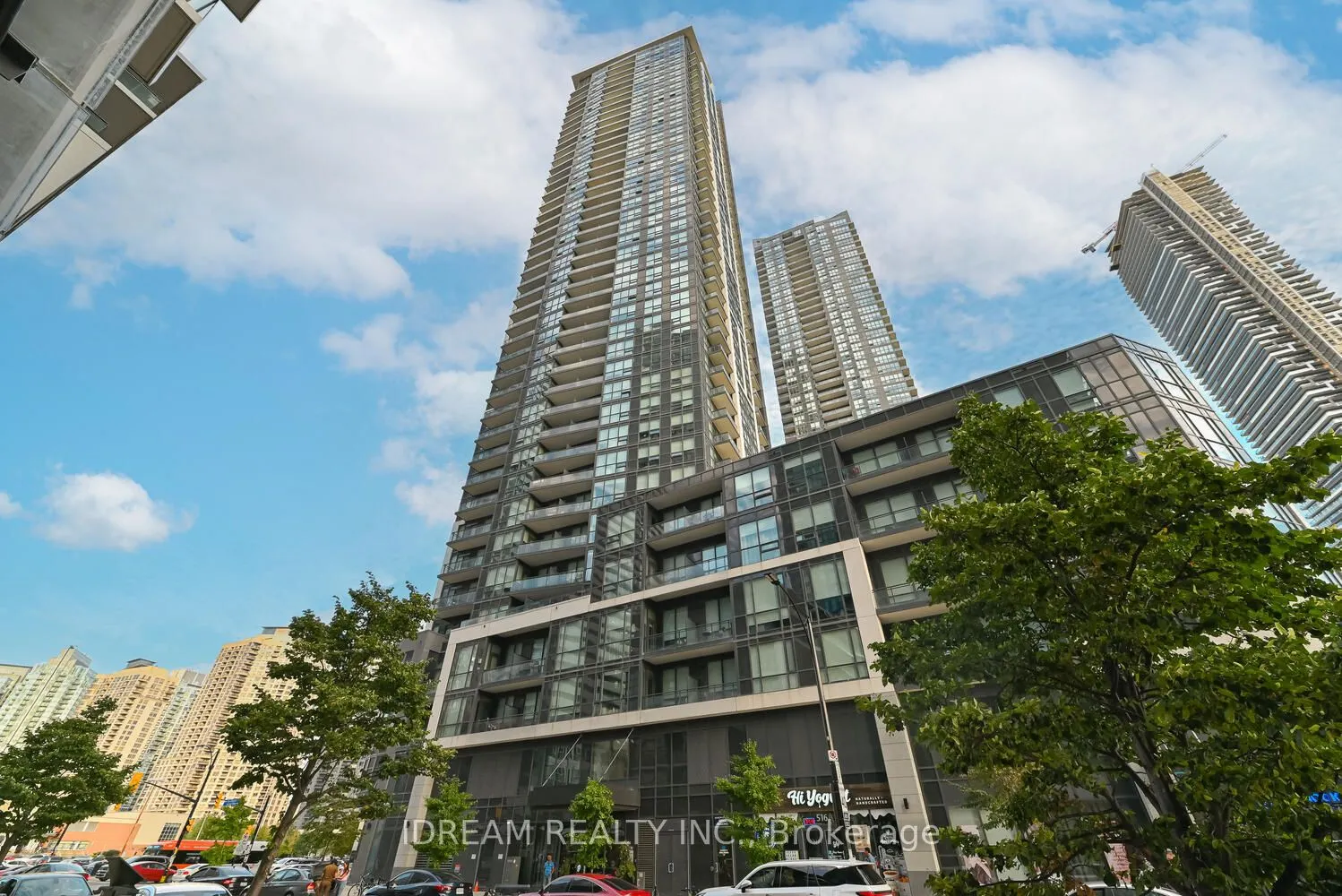 510 Curran Place, #3906