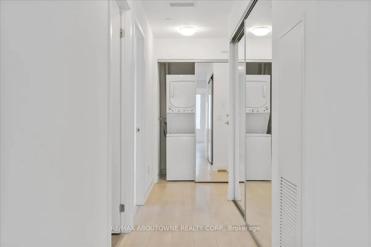 297 Oak Walk Drive, #2203