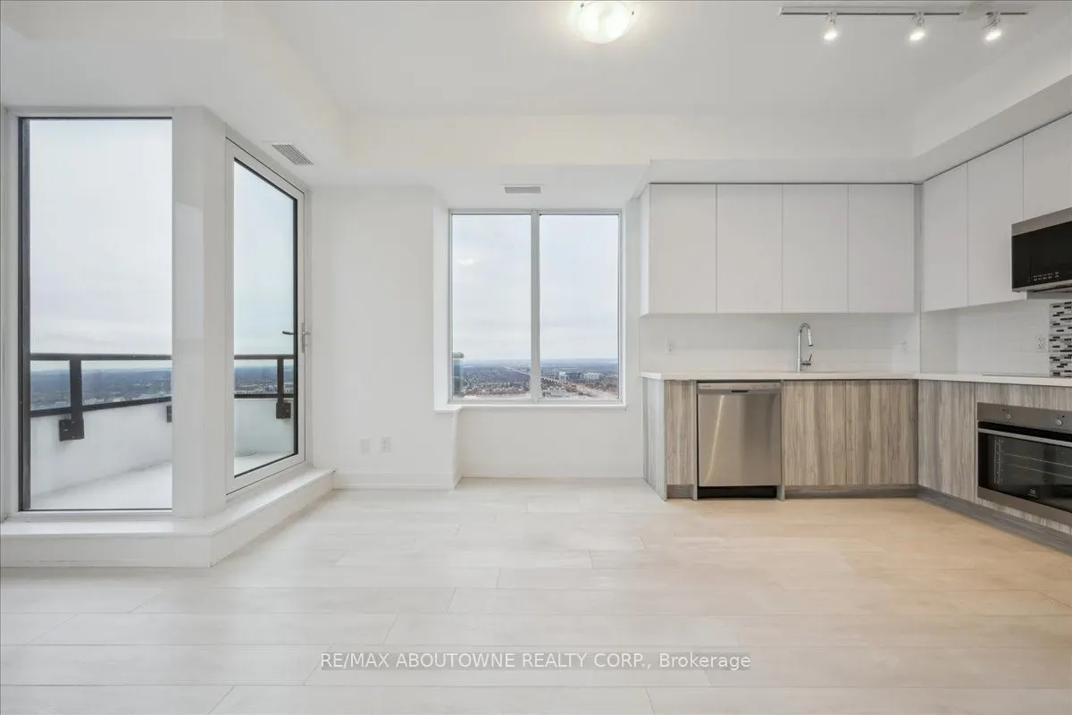 297 Oak Walk Drive, #2203